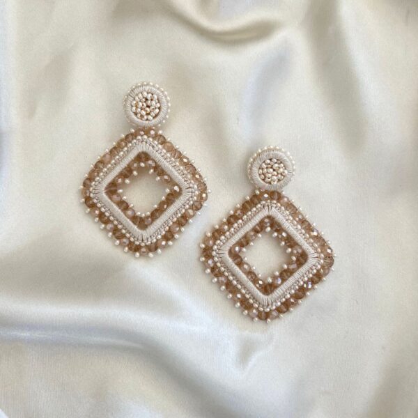 Square Tarah Earrings - Light Beige - Afbeelding 2