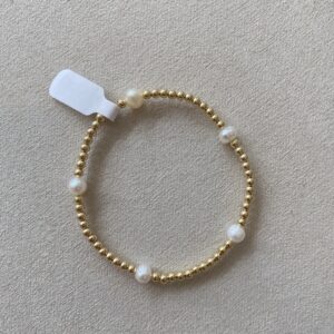 Basic gold 3 mm met 4 parels J&B