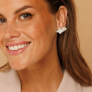 Paulie Pocket | Sparkling Flower Stud Oorbellen - Zilver