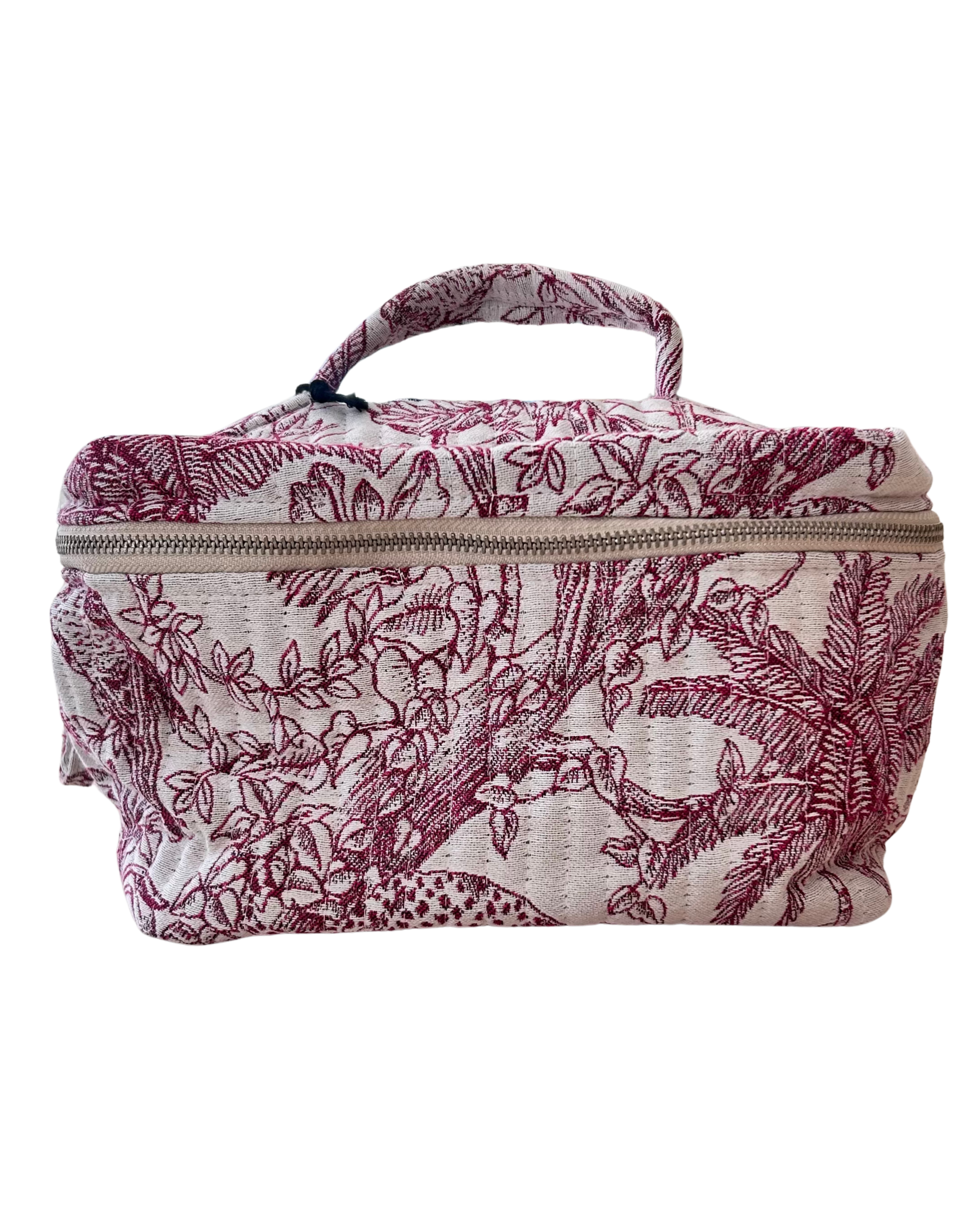Khus | Tropics in Burgundy